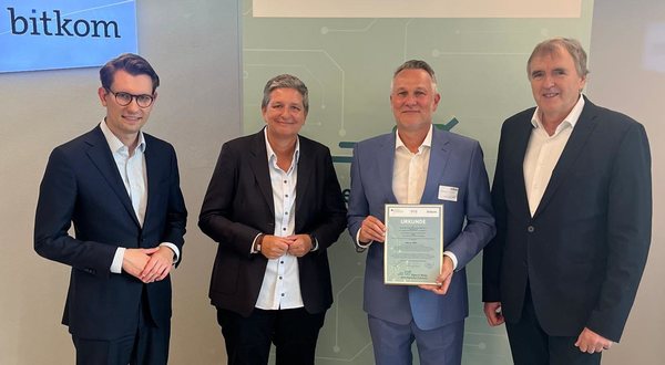 BSI Hall of Fame 2.0 Urkundenübergabe zur BSI Hall of Fame 2.0